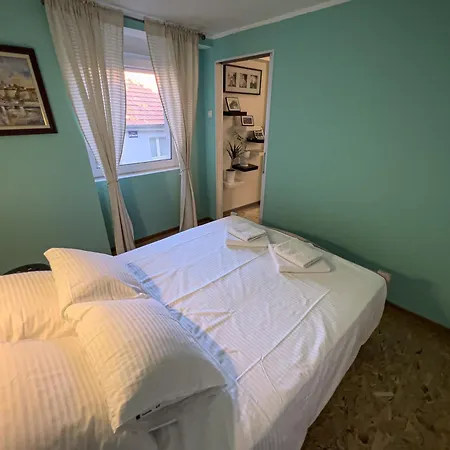 Apartment White Bear 1663 Oldest House