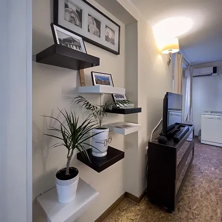 White Bear 1663 Muhar Apartment