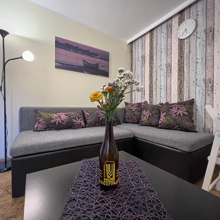 Apartment White Bear 1663 Muhar *