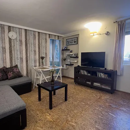 Apartment White Bear 1663 Muhar Zemun