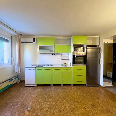 White Bear 1663 Muhar Apartment