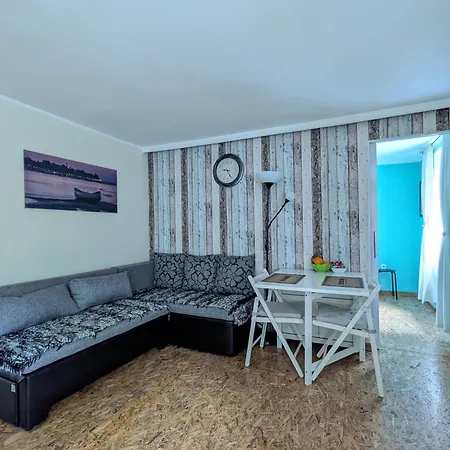 White Bear 1663 Muhar Apartment