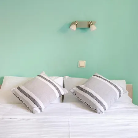 Apartment White Bear 1663 Muhar
